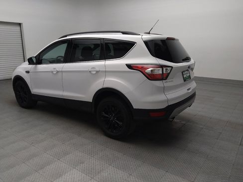 Used 2017 Ford Escape SE w/ Equipment Group 201A AWD/4WD image 5