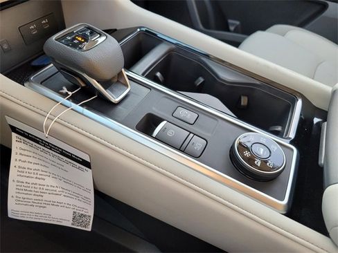 New 2026 Nissan Pathfinder SL image 20