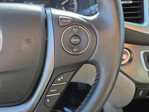 Used 2017 Honda Pilot EX-L image 29