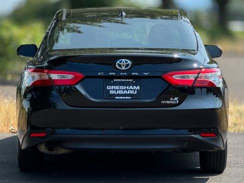 Used 2019 Toyota Camry LE FWD image 6