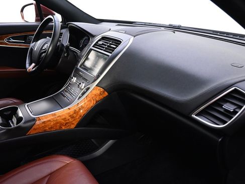 Used 2016 Lincoln MKX Reserve w/ Climate Package image 15