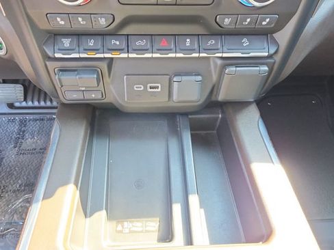 Certified 2022 GMC Sierra 2500 Denali AWD/4WD image 31