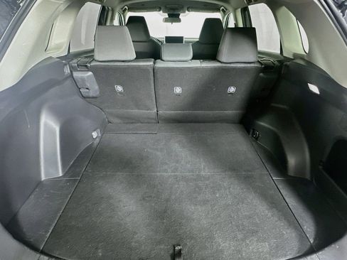 Used 2024 Toyota RAV4 XLE FWD image 27