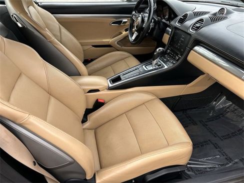 Used 2022 Porsche 718 Cayman S image 12