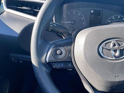 Used 2024 Toyota Corolla LE image 19