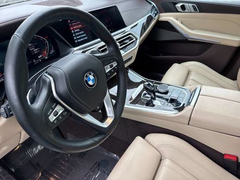Used 2019 BMW X5 xDrive40i w/ Premium Package 2 AWD/4WD image 11