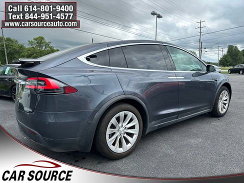 Used 2020 Tesla Model X Long Range AWD/4WD image 9