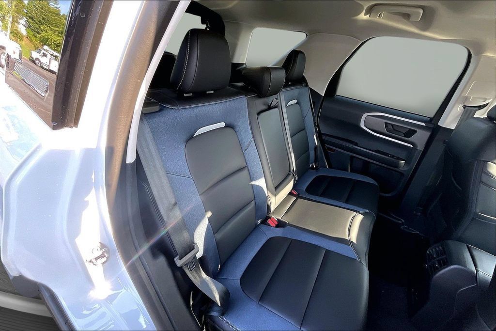 New 2026 Ford Bronco Sport Outer Banks AWD/4WD image 10
