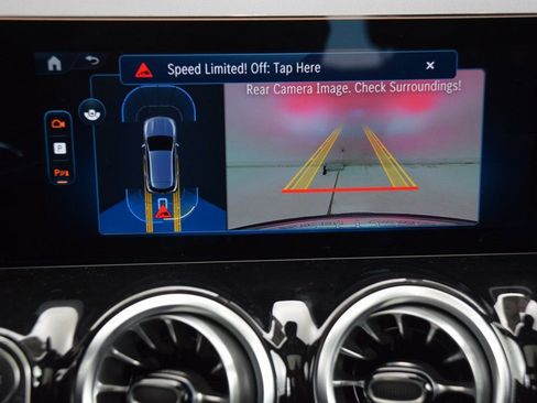 New 2026 Mercedes-Benz GLA 35 AMG 4MATIC image 28