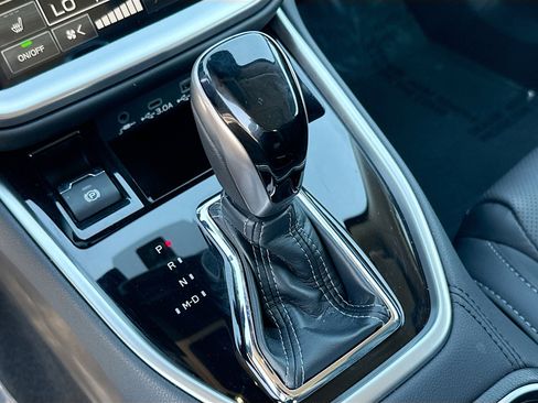 Certified 2025 Subaru Legacy Limited image 29