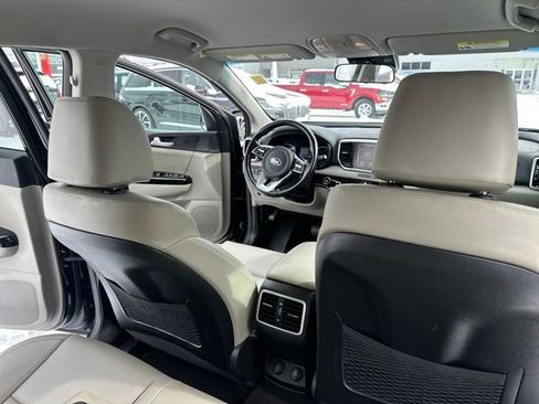Used 2020 Kia Sportage EX image 20
