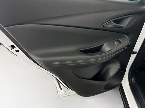 Used 2025 Buick Encore GX Preferred image 26