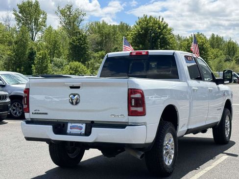 Used 2024 RAM 2500 Laramie AWD/4WD image 4