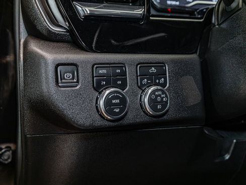 Used 2024 GMC Sierra 1500 Elevation w/ X31 Off-Road Package AWD/4WD image 21