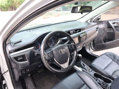 Used 2014 Toyota Corolla S Premium FWD image 8