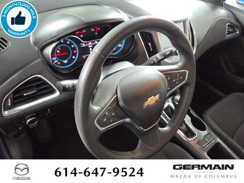 Used 2016 Chevrolet Cruze LT w/ Convenience Package image 17