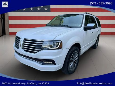 Used 2017 Lincoln Navigator Select AWD/4WD image 1