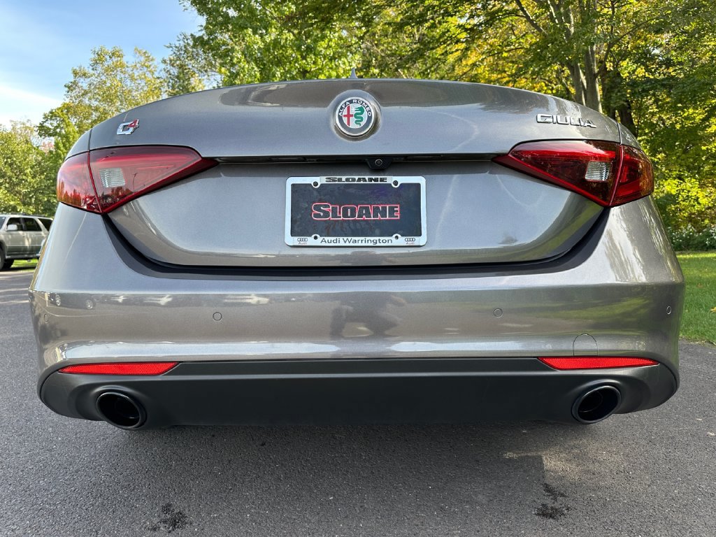 Used 2023 Alfa Romeo Giulia Sprint AWD/4WD image 17