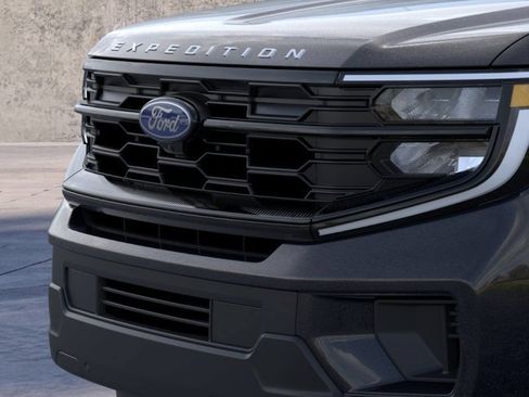 New 2026 Ford Expedition Active AWD/4WD image 17