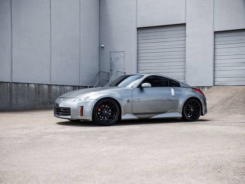 Used 2006 Nissan 350Z Coupe RWD image 16
