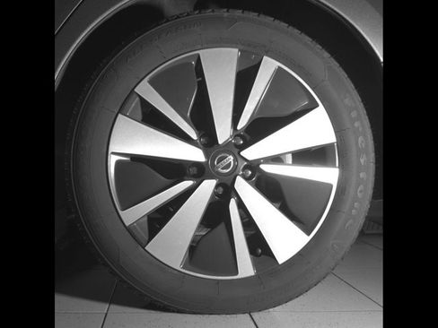 Used 2019 Nissan Altima 2.5 SL FWD image 12