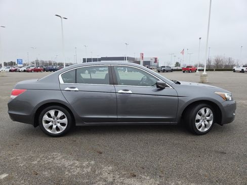 Used 2010 Honda Accord EX image 15