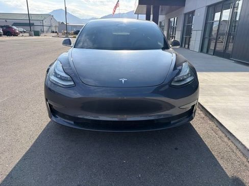 Used 2020 Tesla Model 3 Long Range AWD/4WD image 2