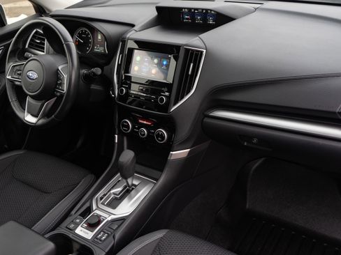 Used 2023 Subaru Forester Premium image 21