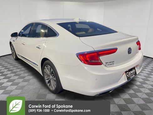 Used 2018 Buick LaCrosse Essence image 15