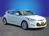 Used 2013 Hyundai Veloster w/ Style Pkg image 3