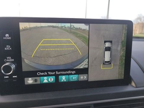 Used 2023 Honda Pilot Elite image 14