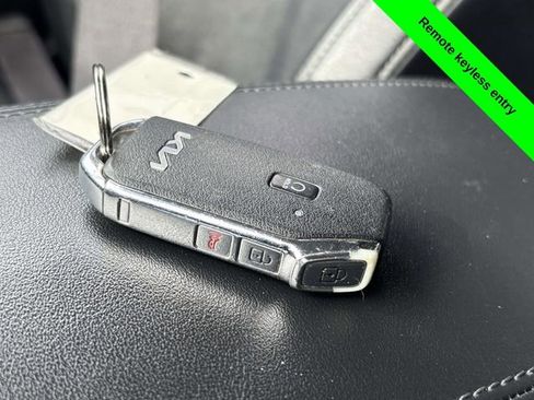 Used 2022 Kia Seltos SX image 24