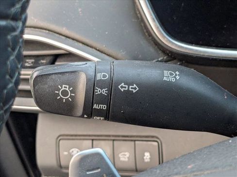 Used 2023 Hyundai Santa Fe SEL Premium AWD/4WD image 6