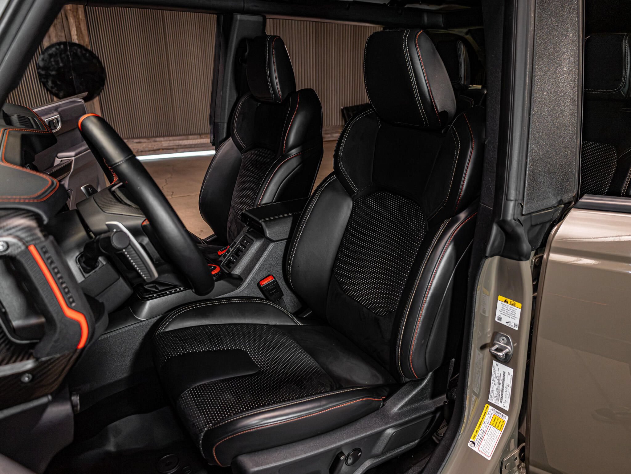 Used 2025 Ford Bronco Raptor w/ Interior Carbon Fiber Pack AWD/4WD image 19
