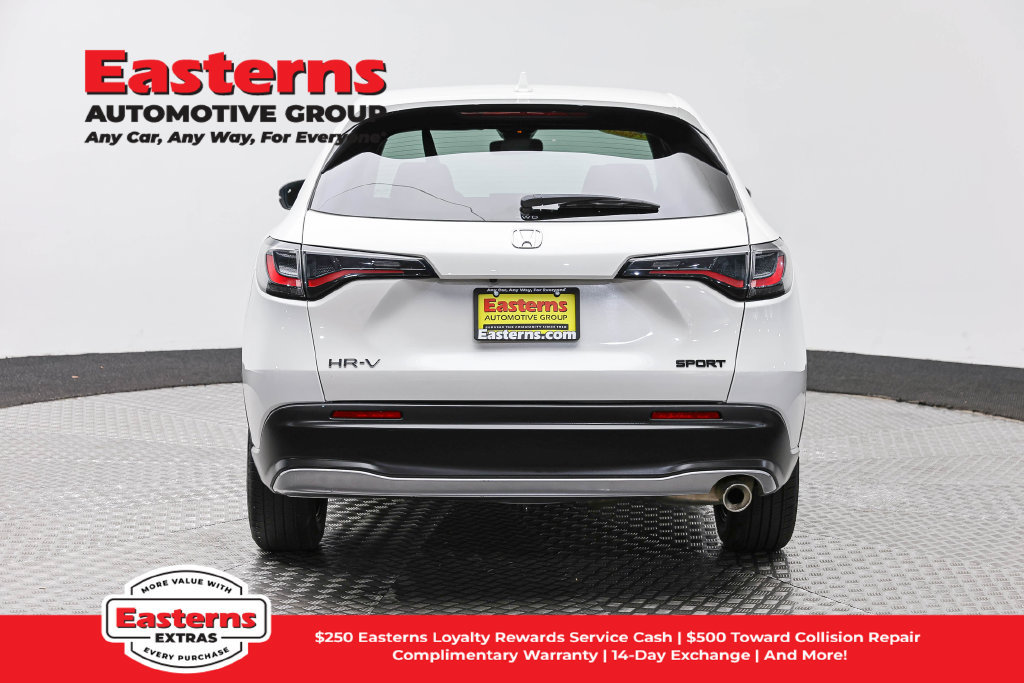 Used 2025 Honda HR-V Sport image 7