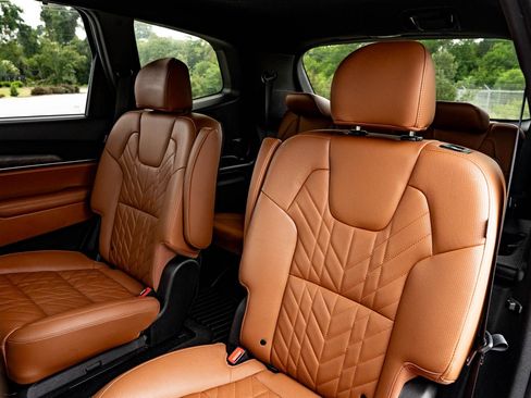 Used 2023 Kia Telluride EX X-Line AWD/4WD image 19