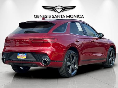 Used 2023 Genesis GV70 2.5T w/ Sport Prestige Package AWD/4WD image 5