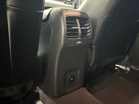 Used 2024 Ford Escape Platinum image 22