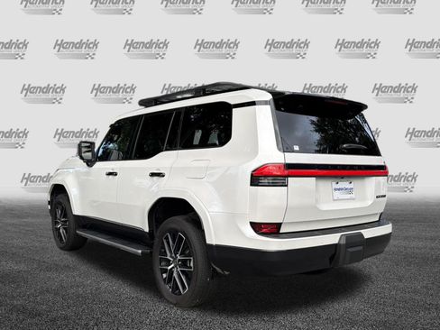 Used 2024 Lexus GX 550 w/ Accessory Package (Z1) AWD/4WD image 7
