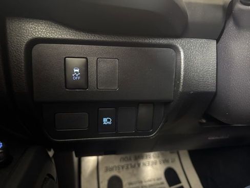 Used 2021 Toyota Tacoma SR image 20