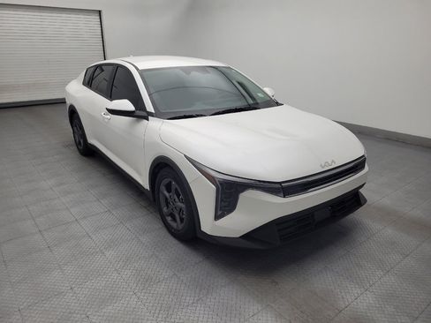 Used 2025 Kia K4 FWD image 13