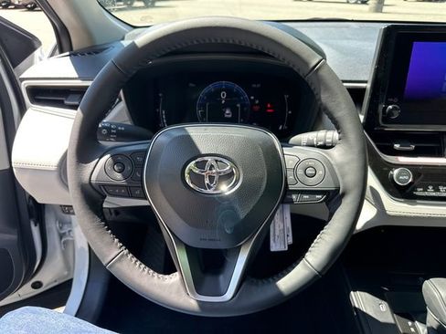 New 2026 Toyota Corolla Cross LE AWD/4WD image 28