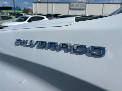 Used 2025 Chevrolet Silverado 1500 W/T RWD image 31