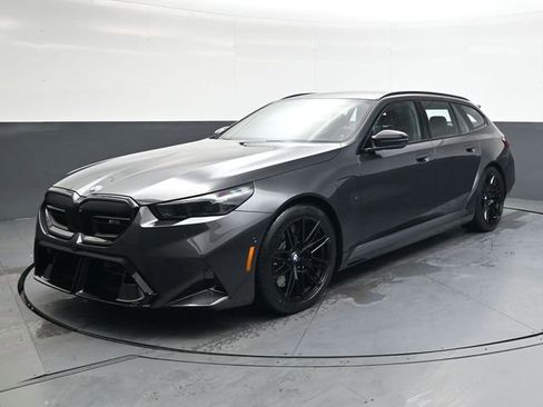 Used 2026 BMW M5 Touring image 10