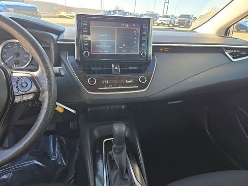 Used 2020 Toyota Corolla LE image 27