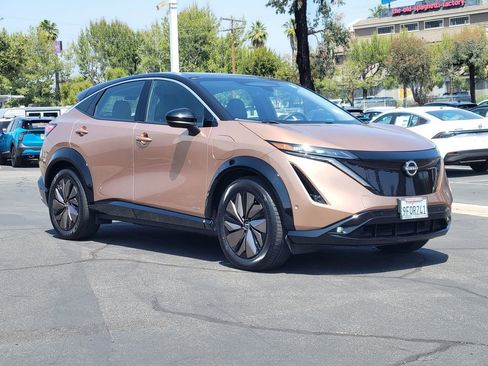 Used 2023 Nissan Ariya FWD image 35