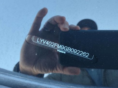 Used 2016 Volvo S60 T5 Inscription Platinum image 7