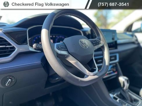 New 2026 Volkswagen Taos SEL AWD/4WD image 18