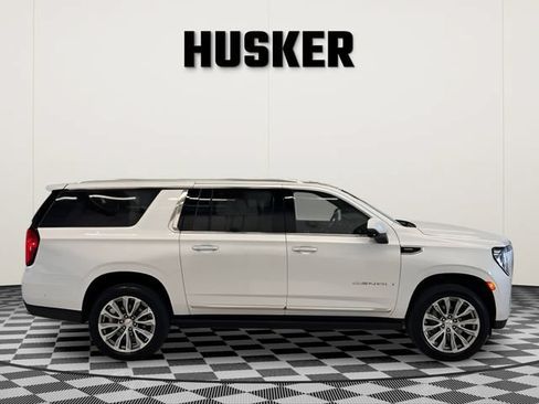 Certified 2024 GMC Yukon XL Denali w/ Denali Reserve Package AWD/4WD image 2