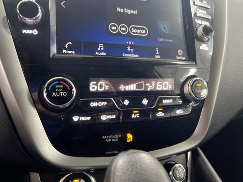 Used 2023 Nissan Murano S AWD/4WD image 16